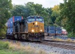 CSX 7225 leads I159 North